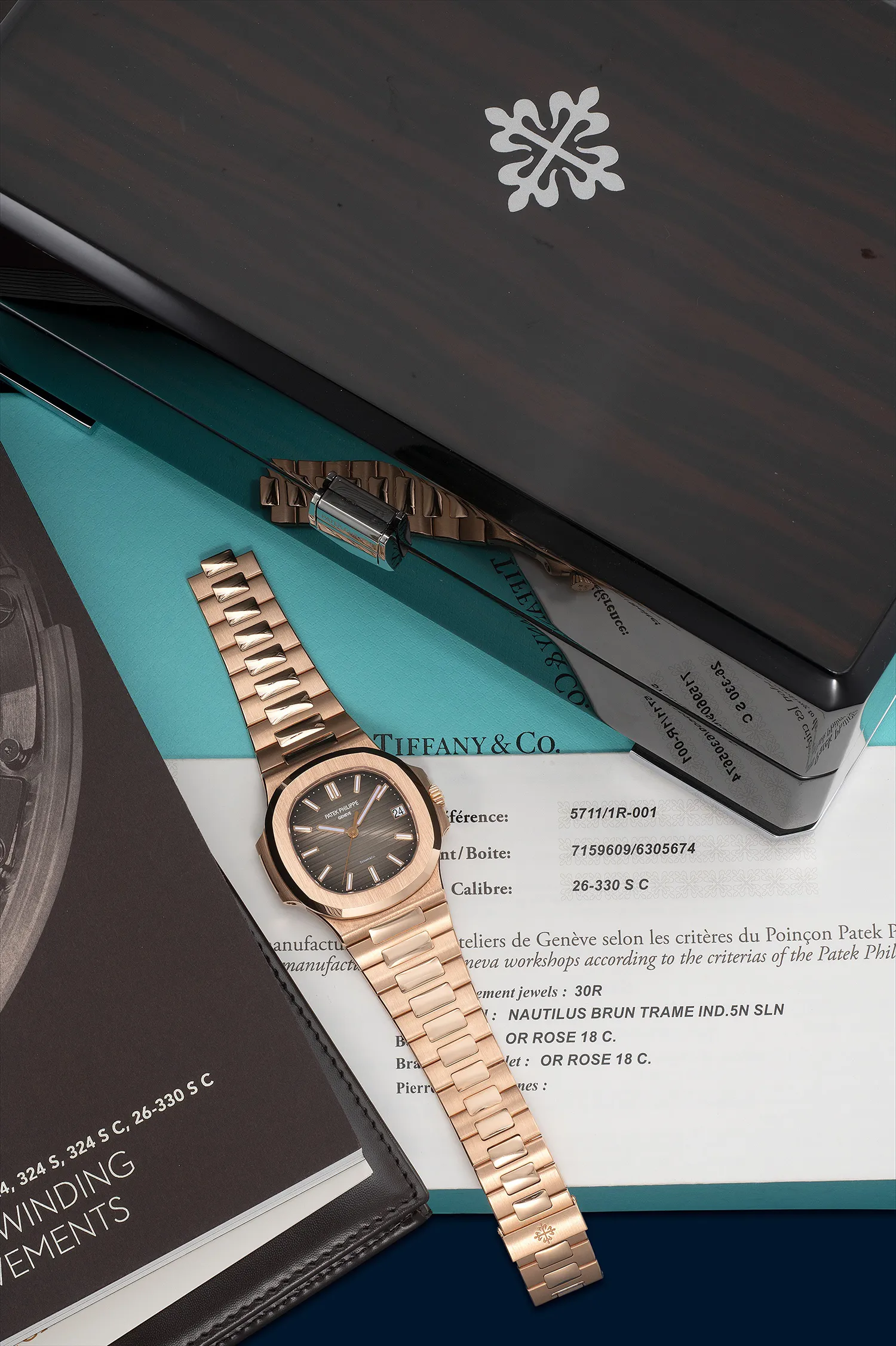 Patek Philippe Nautilus 5711/1R-001 40mm Rose gold Brown 1