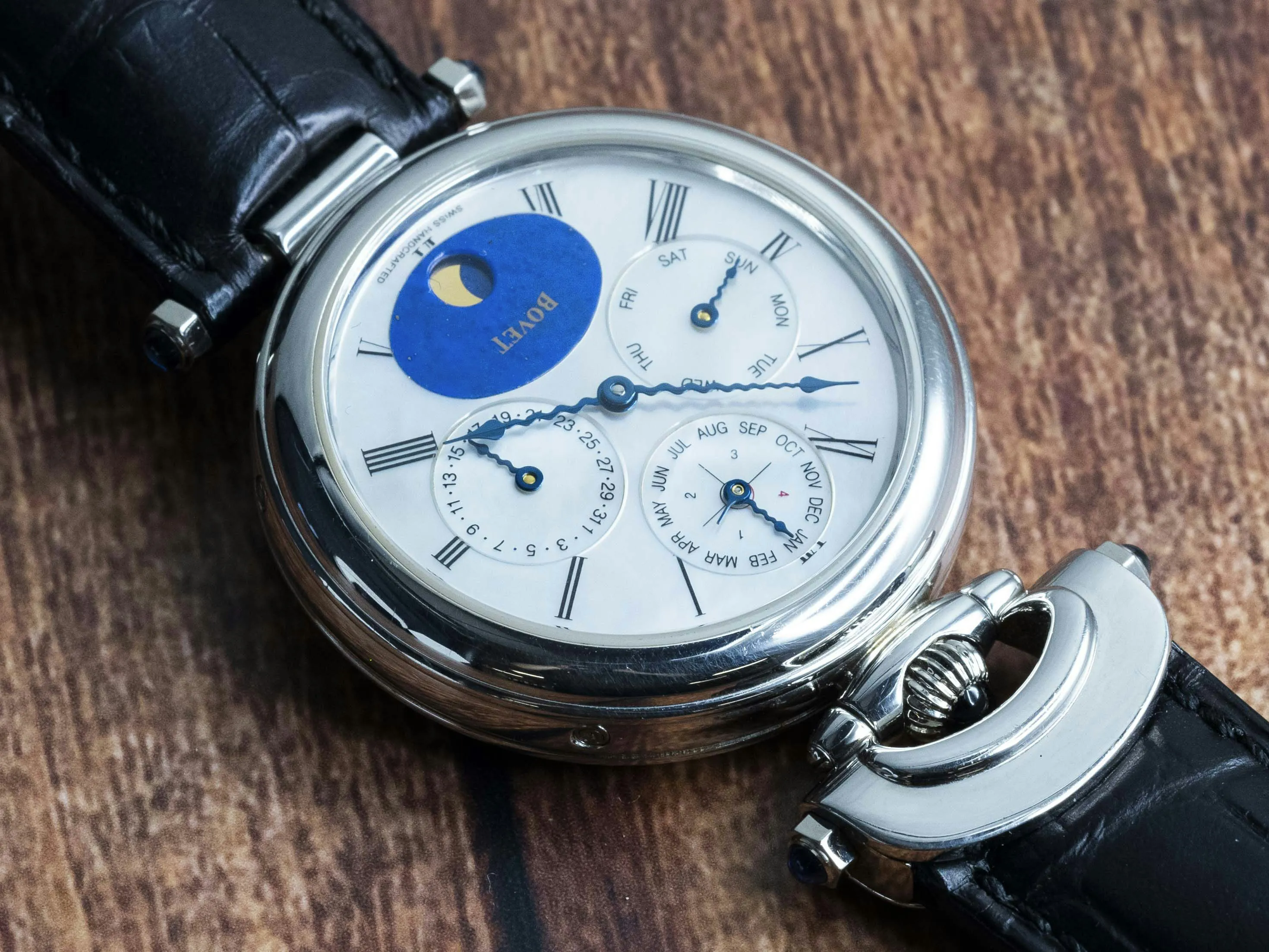 Bovet Fleurier CP-0037 39mm White gold Mother-of-pearl 1