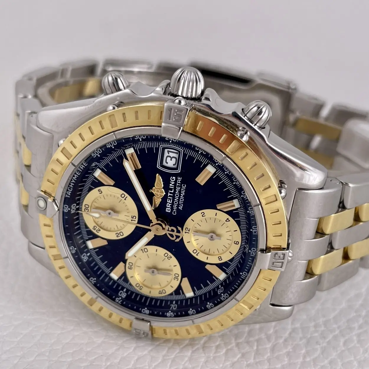 Breitling Chronomat D13352 39mm Yellow gold and stainless steel Black 2