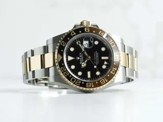 Rolex GMT-Master II 126711CHNR Rose gold and Stainless steel Black