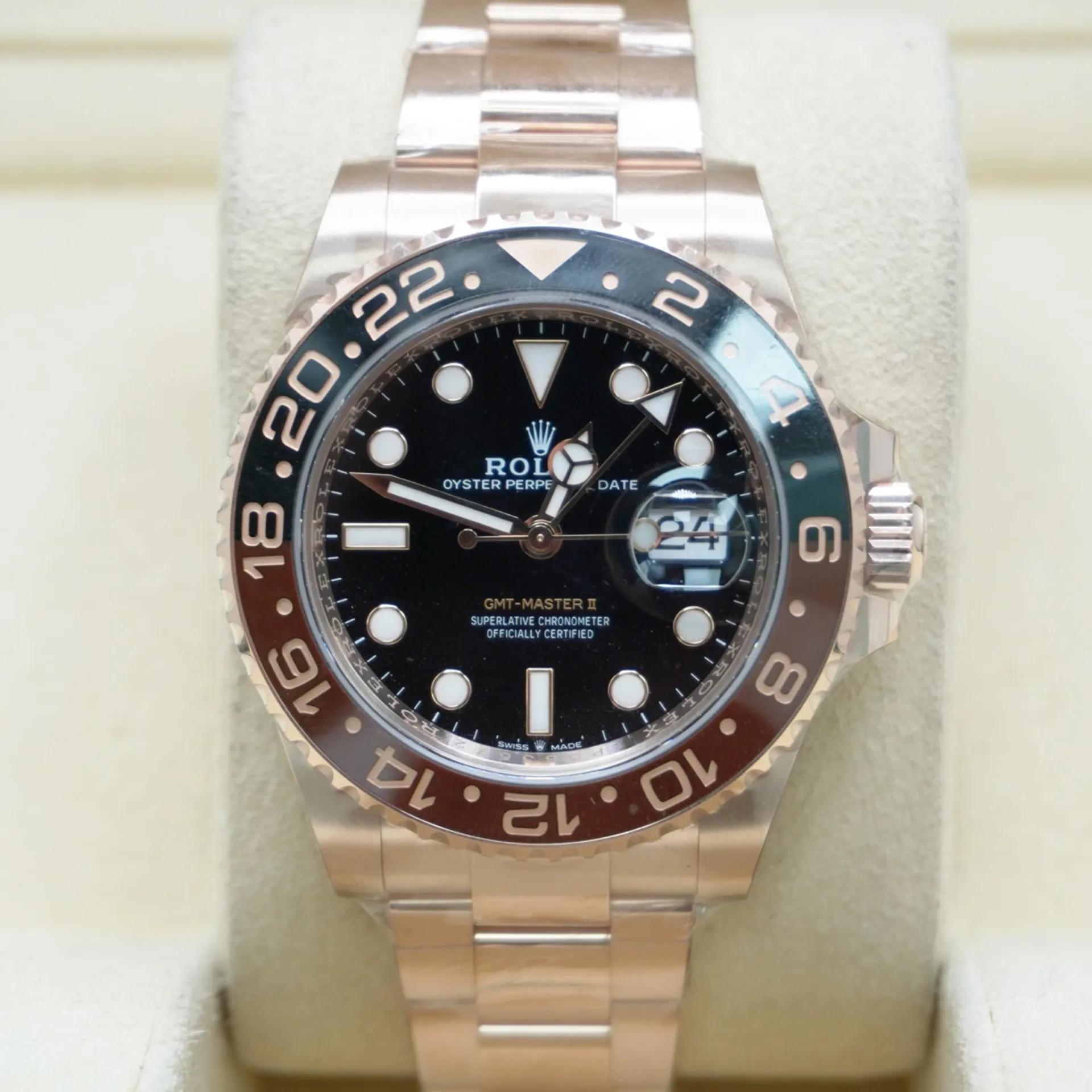 Rolex GMT-Master II 126715CHNR-0001 40mm Everose gold Black