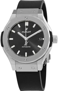 Hublot Classic Fusion 45, 42, 38, 33  565.NX.1470.RX Titanium Black