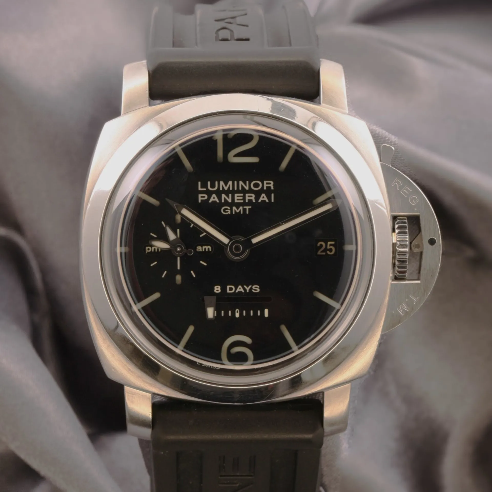 Panerai Luminor 1950 PAM 00233 44mm Stainless steel Black