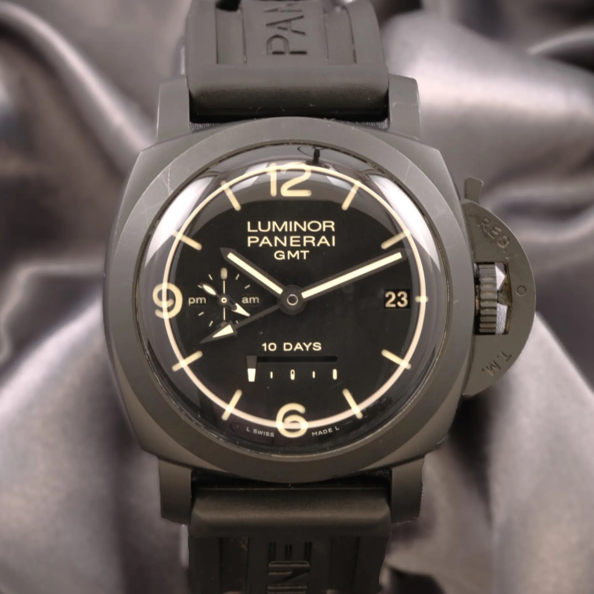 Panerai Luminor 1950 PAM 00335 44mm Titanium Black