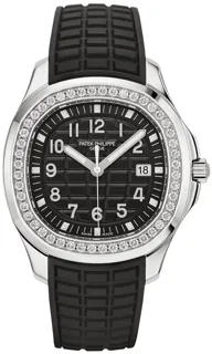 Patek Philippe Aquanaut 5267/200A-001 38mm Stainless steel Black