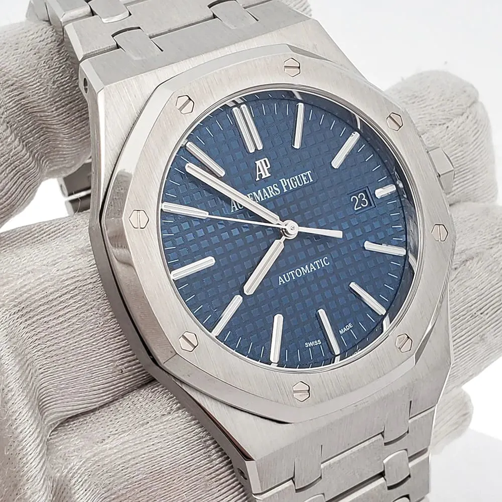 Audemars Piguet Royal Oak 15400ST.OO.1220ST.03 41mm Steel Blue 1