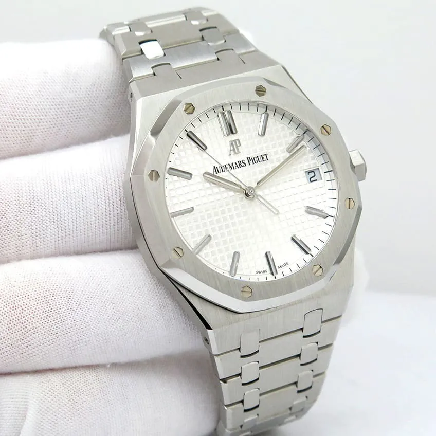 Audemars Piguet Royal Oak 15500ST.OO.1220ST.04 41mm Stainless steel Silver