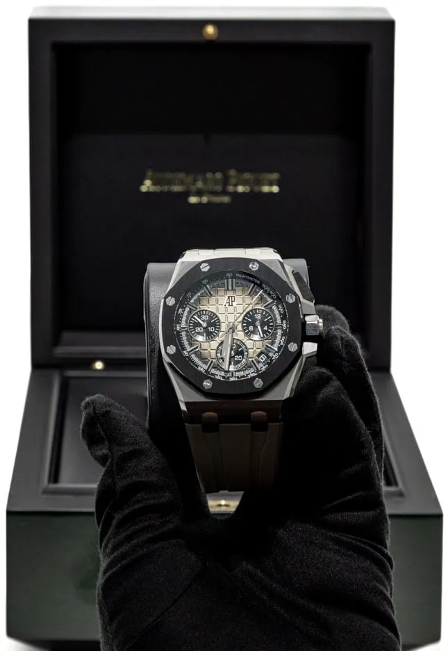 Audemars Piguet Royal Oak Offshore 26420SO.OO.A600CA.01 43mm Stainless steel Brown