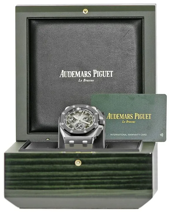 Audemars Piguet Royal Oak Offshore 26420SO.OO.A600CA.01 43mm Stainless steel Brown 2