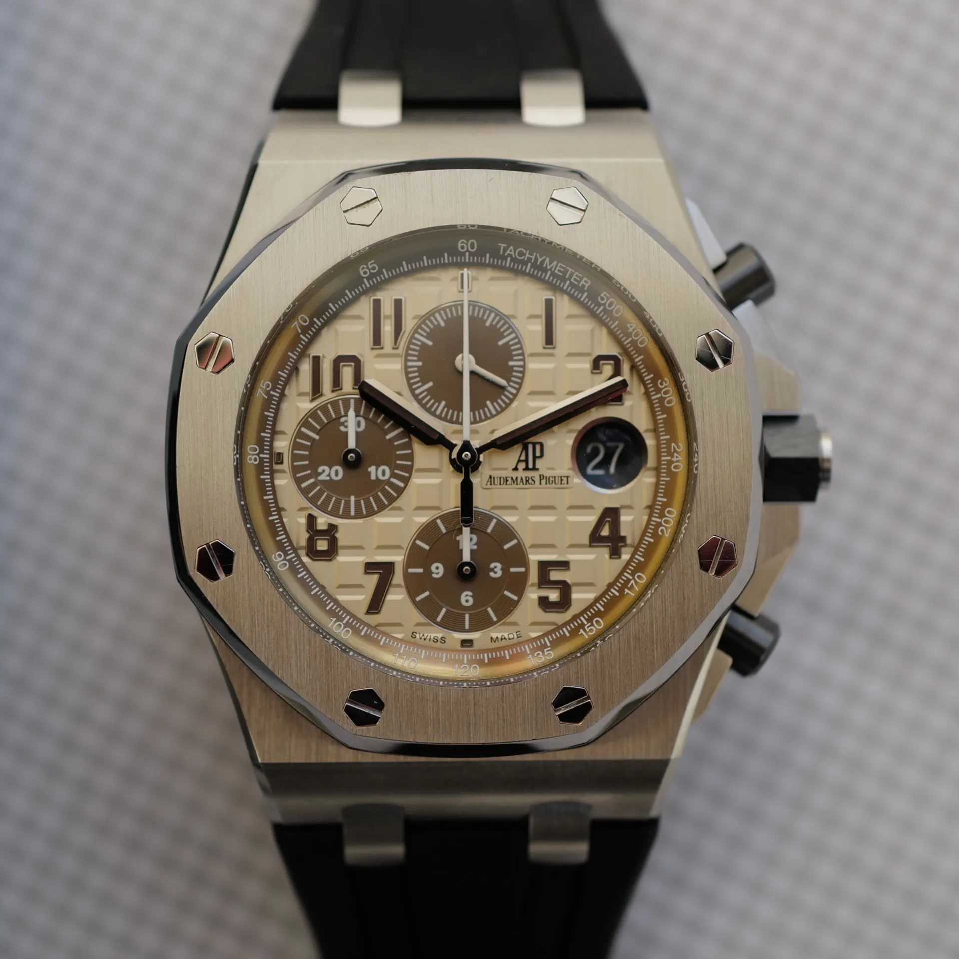 Audemars Piguet Royal Oak Offshore 26470ST.OO.A801CR.01 42mm Stainless steel Beige