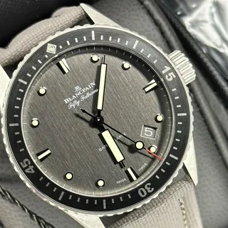 Blancpain Fifty Fathoms Bathyscaphe 5000-1210-G52A Titanium Gray