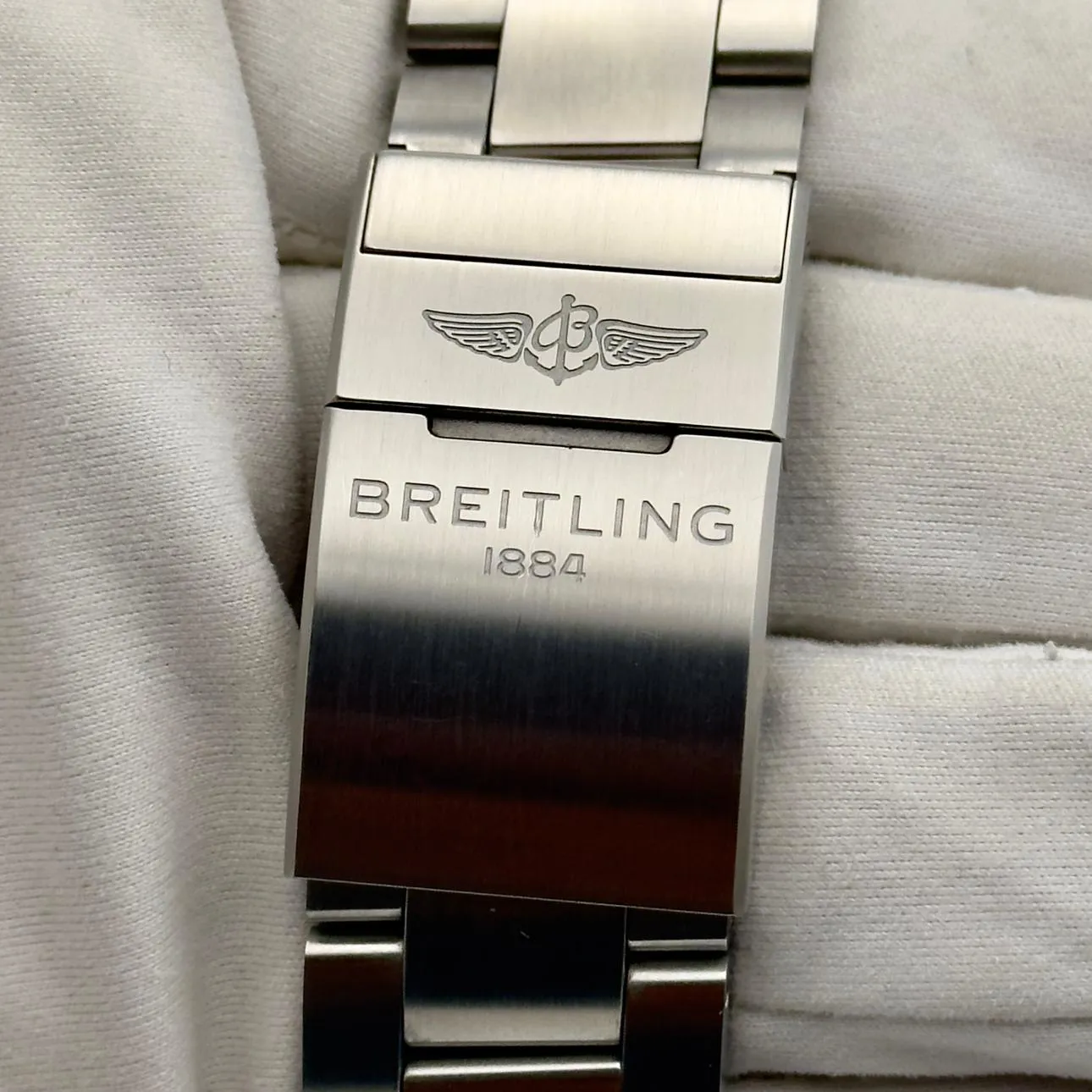 Breitling Avenger A13385101B1A1 43mm Stainless steel Black 6