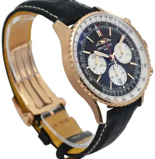 Breitling Navitimer RB0138 Rose gold Black