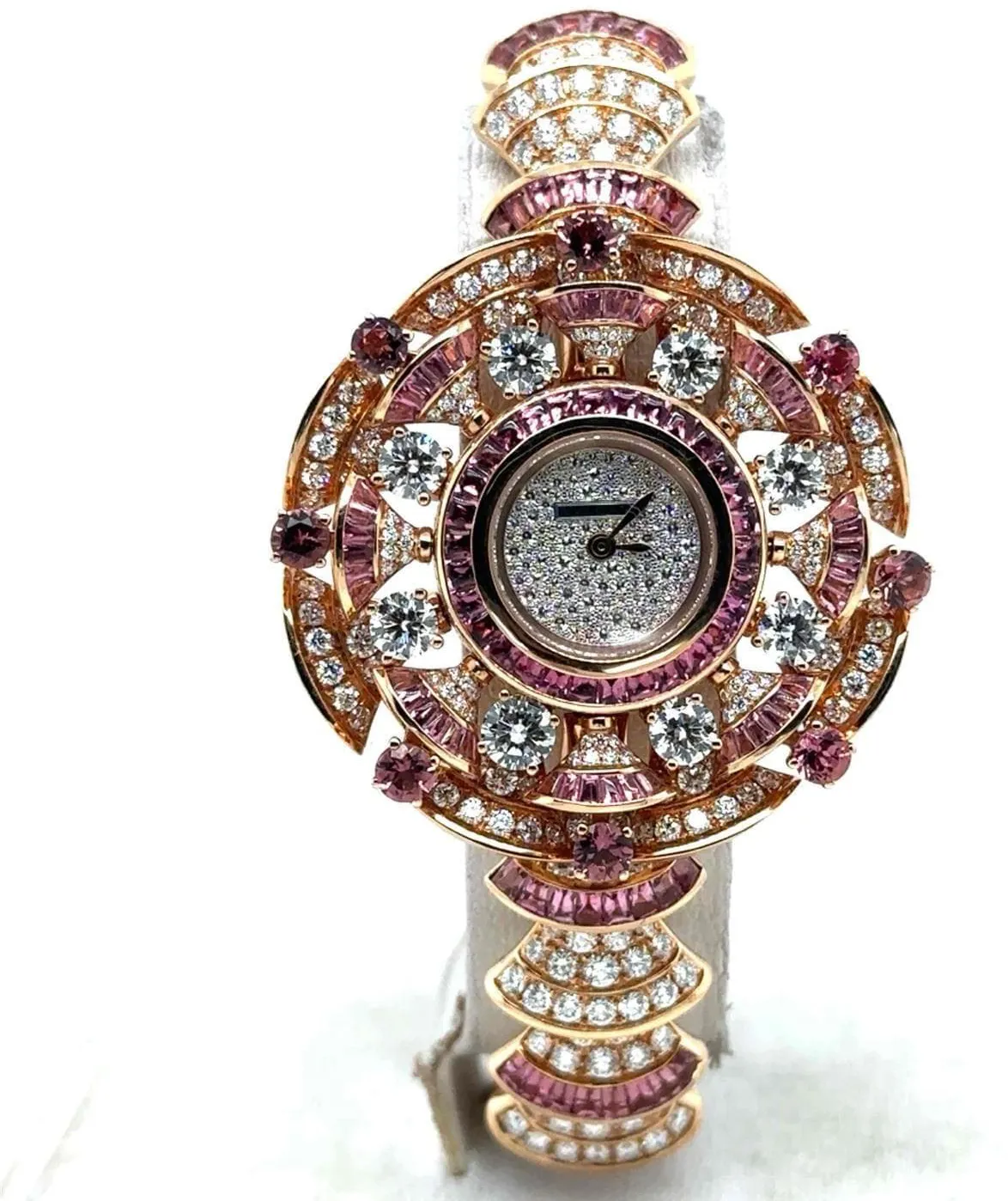 Bulgari Diva's Dream 102562 39mm Rose gold and Diamond Diamond