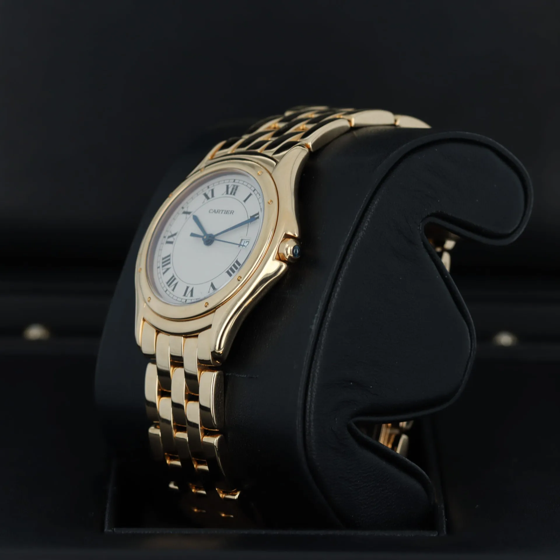 Cartier Cougar 887904 33mm Yellow gold White 1