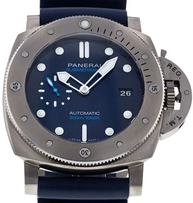 Panerai Submersible PAM 00692 47mm Titanium Blue