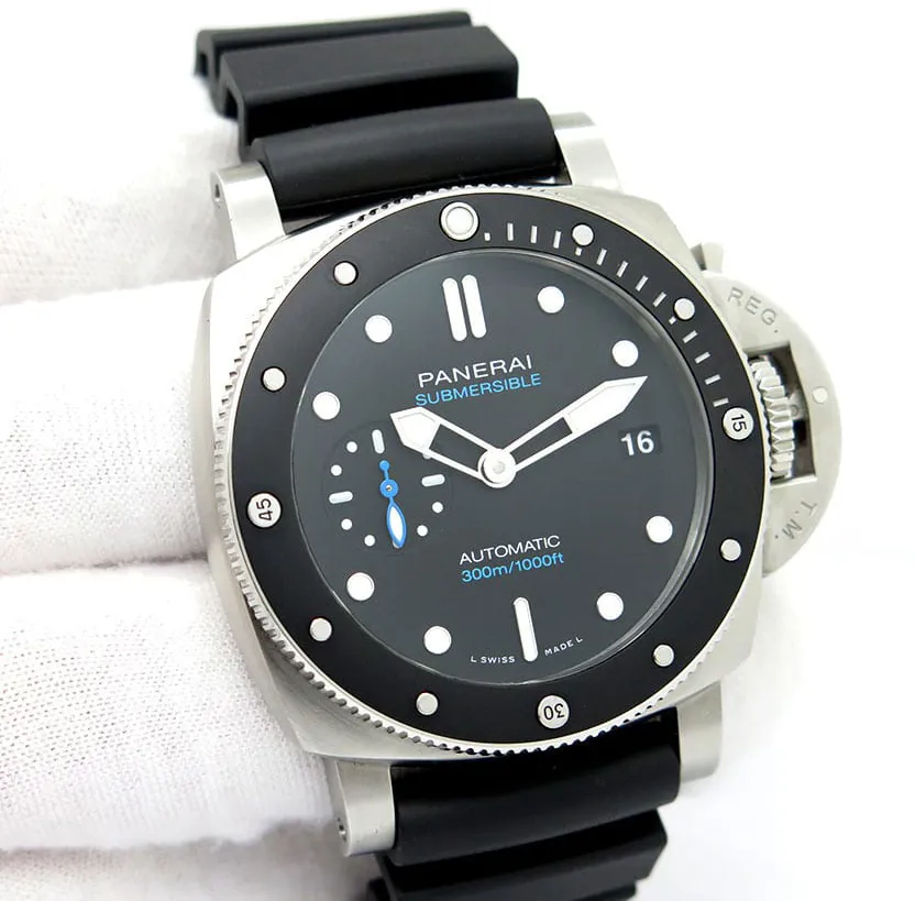 Panerai Submersible PAM01683 42mm Stainless steel Black