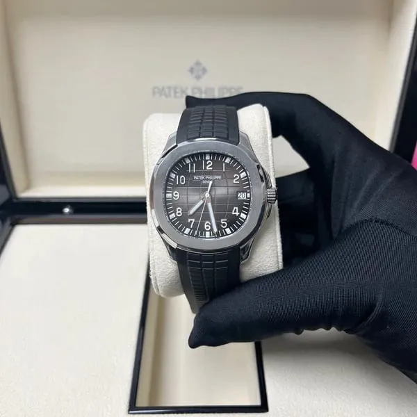 Patek Philippe Aquanaut 5167A-001 40.8mm Stainless steel Black