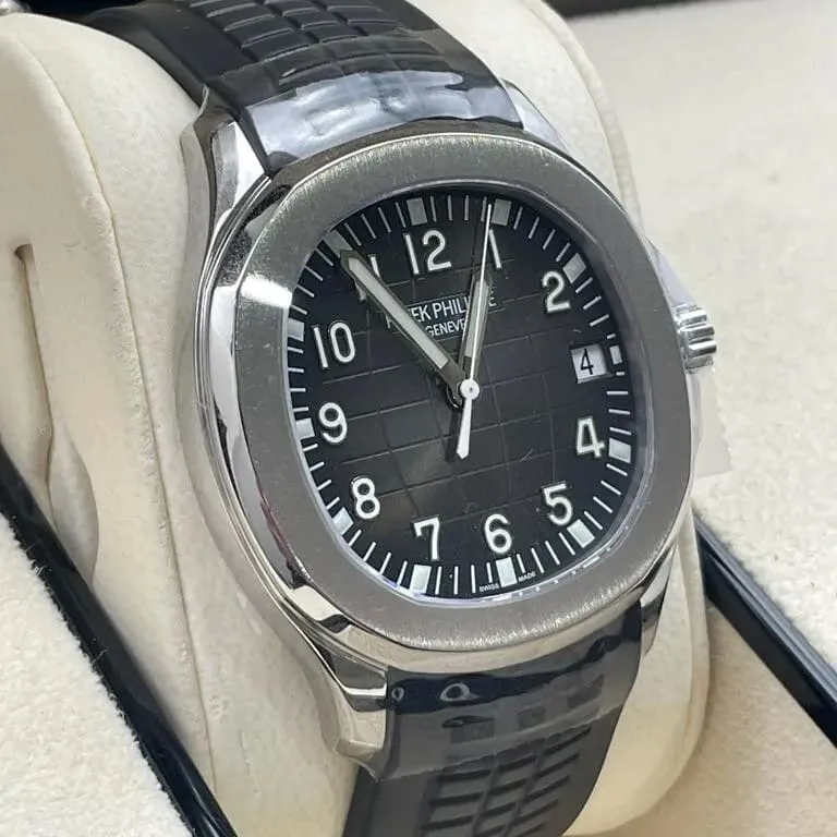 Patek Philippe Aquanaut 5167A-001 40.8mm Stainless steel Black 1