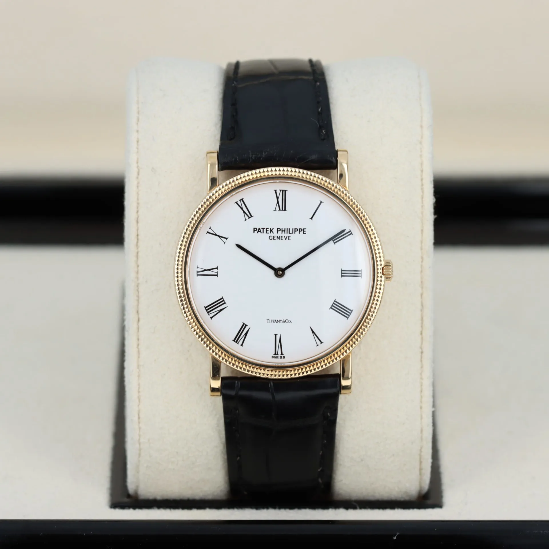 Patek Philippe Calatrava 3919J 33mm Yellow gold White