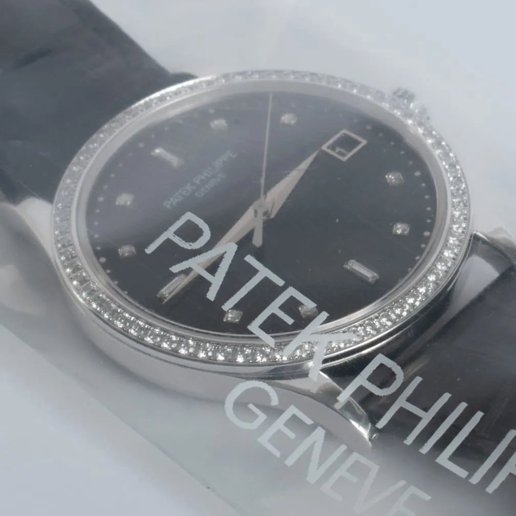 Patek Philippe Calatrava 5297G-001 38mm White gold Black 3