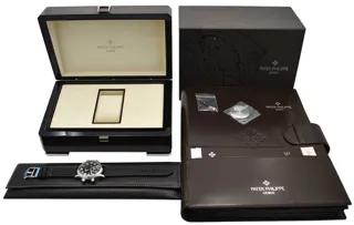 Patek Philippe Calatrava 5520P-001 Platinum Black