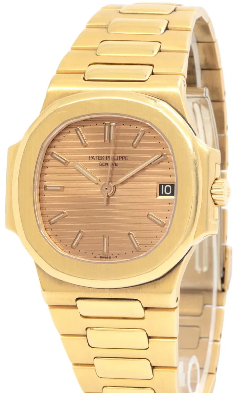 Patek Philippe Nautilus 3800/1J 37.5mm Yellow gold Champagne