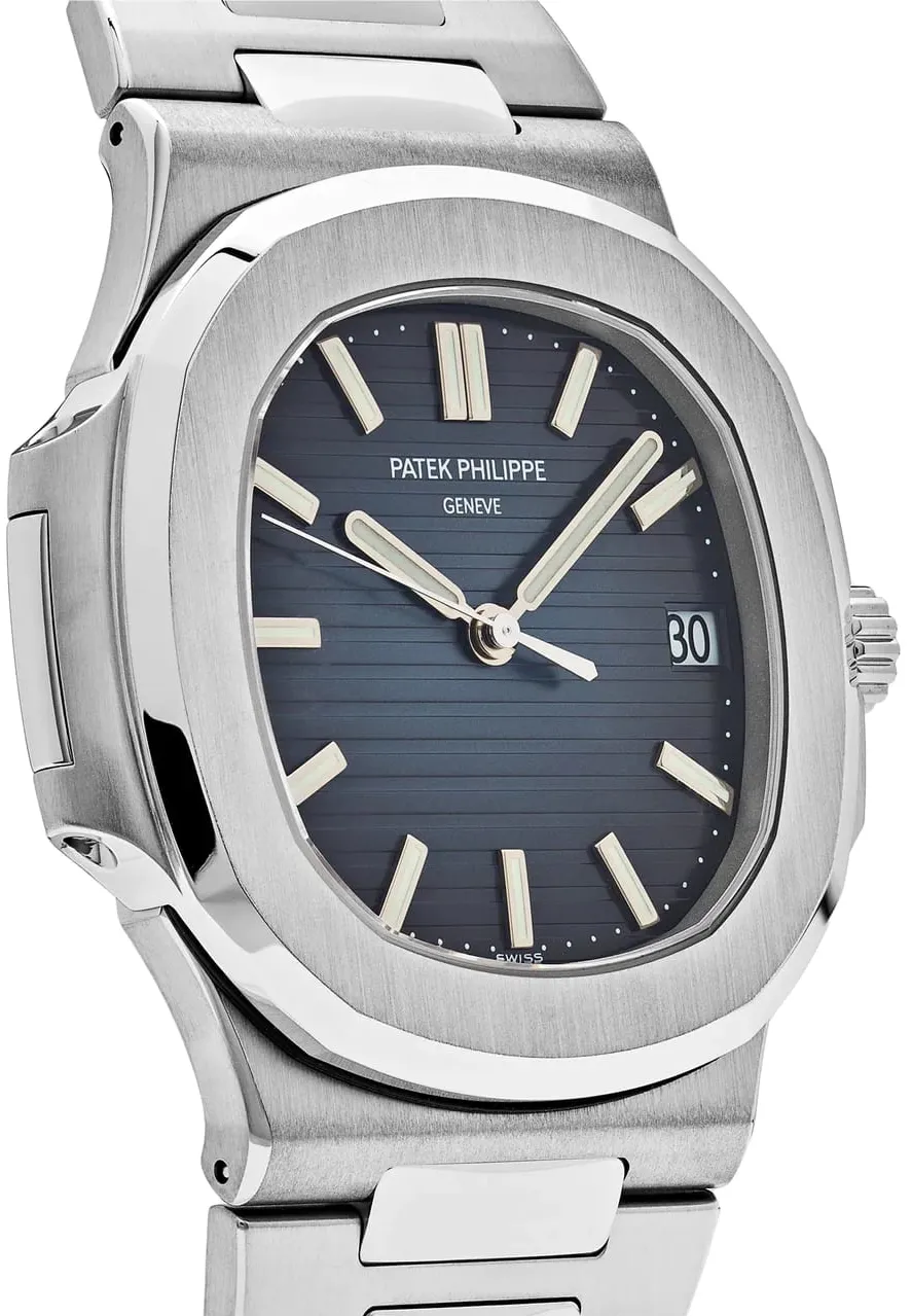 Patek Philippe Nautilus 5711/1A-010 40mm Stainless steel Blue 3