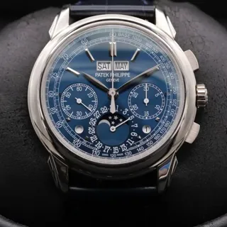 Patek Philippe Perpetual Calendar Chronograph 5270G-019 White gold Blue