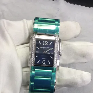 Patek Philippe Twenty~4 4910/1200A-001 Stainless steel Blue