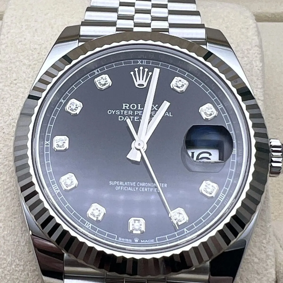 Rolex Datejust 41 126334-0006 41mm White gold and Oystersteel Gray