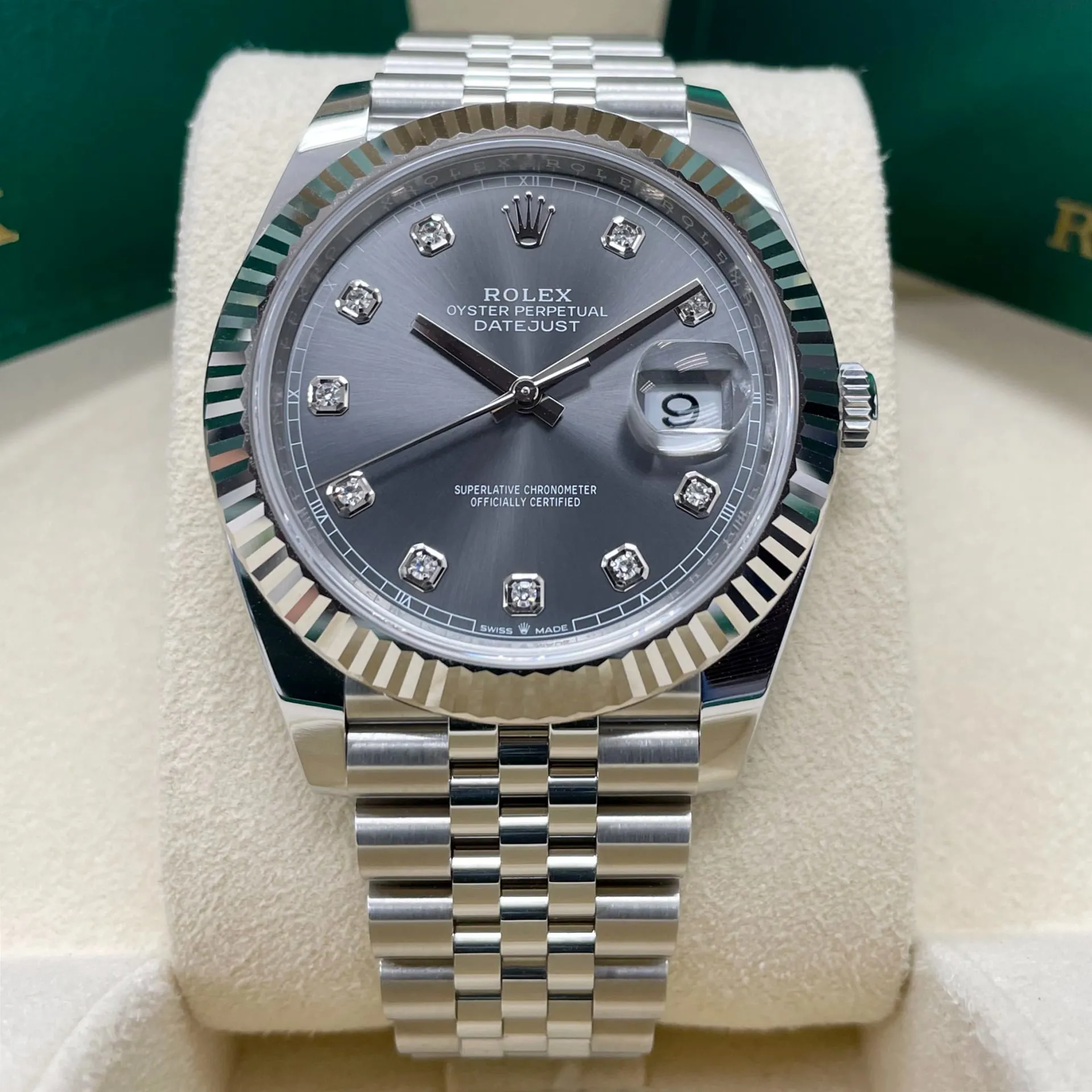 Rolex Datejust 41 126334-0006 41mm White gold and Oystersteel Gray