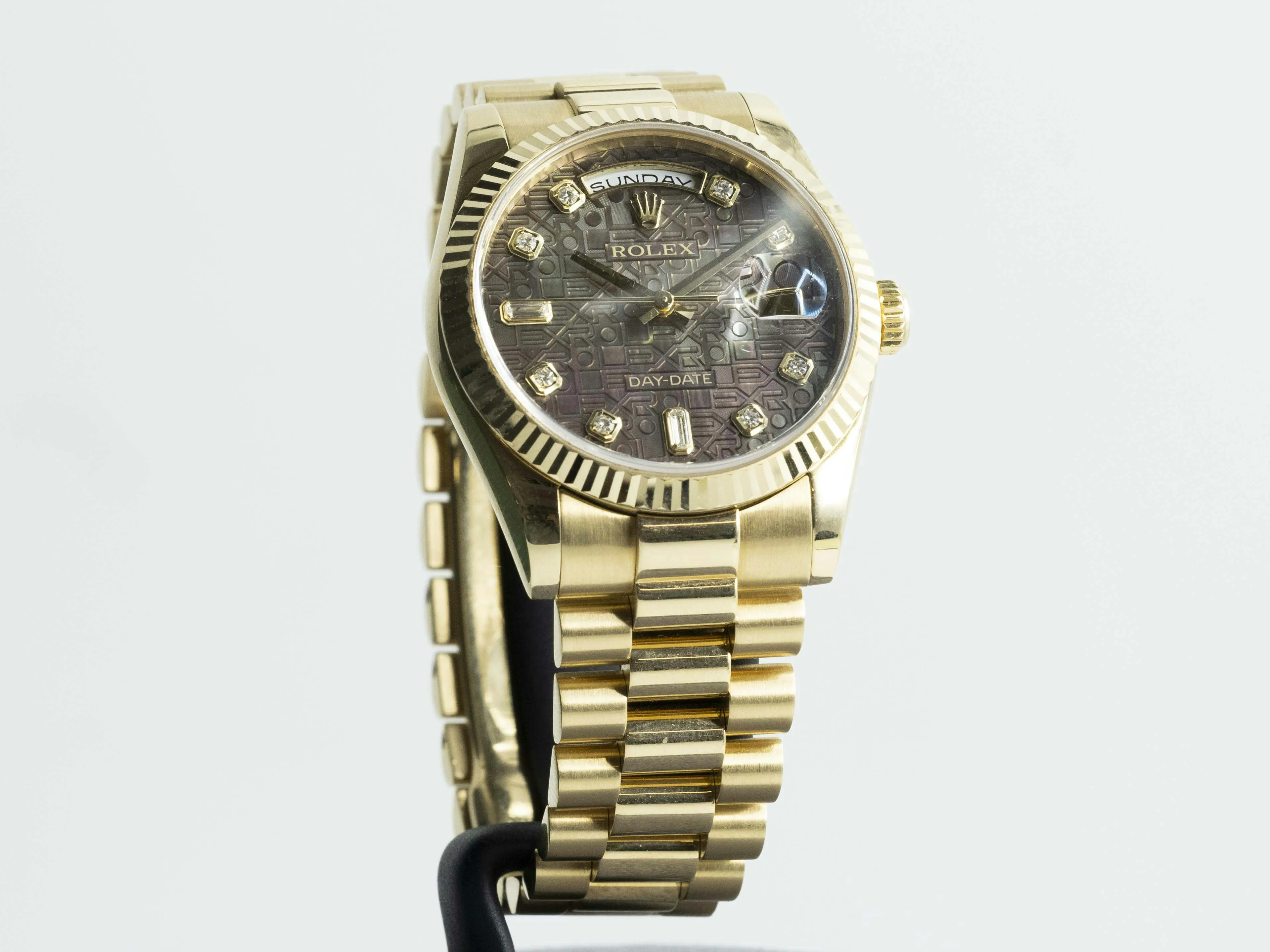 Rolex Day-Date 36 118238 36mm Yellow gold Mother-of-pearl