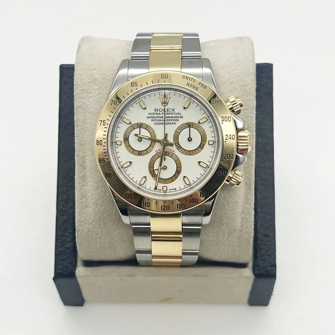 Rolex Daytona 116523-0040 40mm Yellow gold White