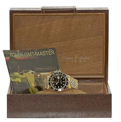 Rolex GMT-Master II 16718 40mm Yellow gold Black 2