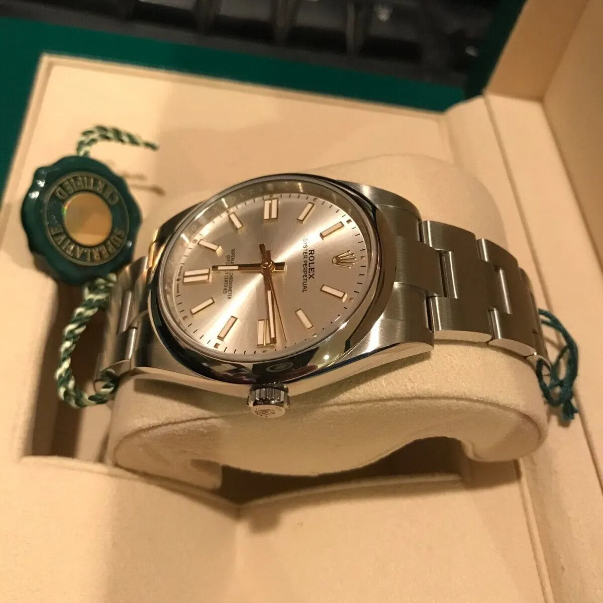 Rolex Oyster Perpetual 124300-0001 41mm Oystersteel Silver 1