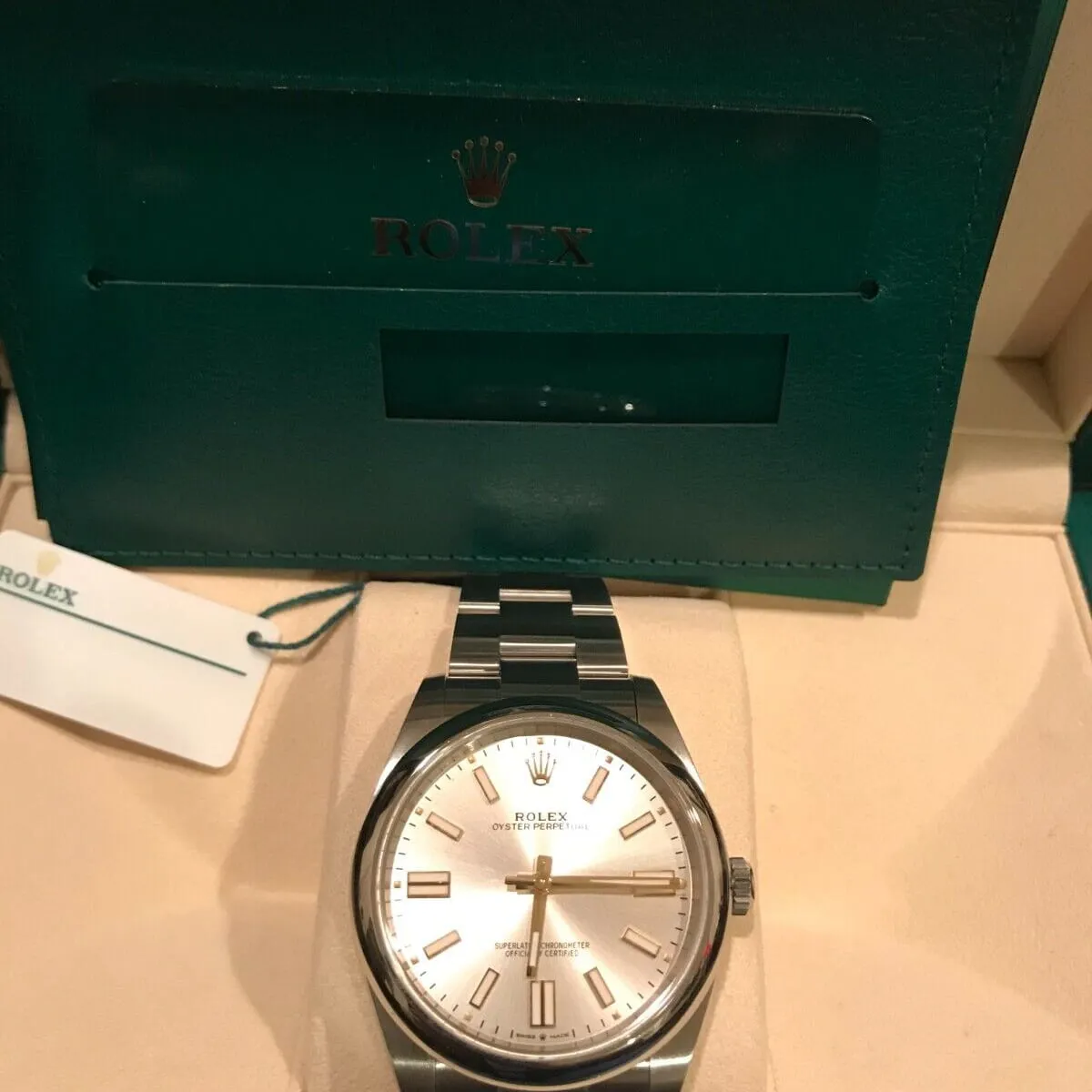 Rolex Oyster Perpetual 124300-0001 41mm Oystersteel Silver 4