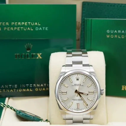 Rolex Oyster Perpetual 124300-0001 41mm Oystersteel Silver 1