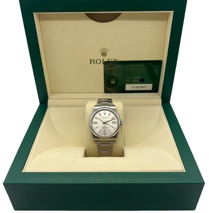 Rolex Oyster Perpetual 124300-0001 41mm Oystersteel Silver 2