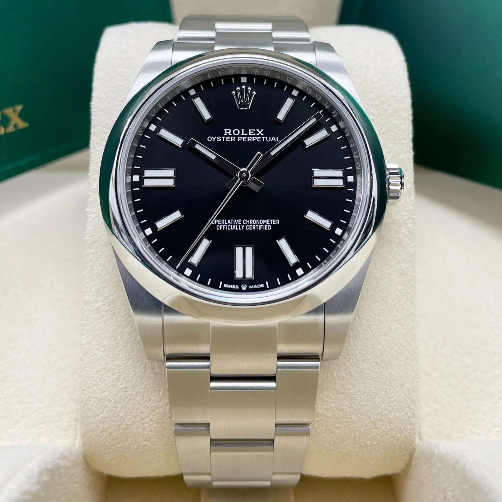 Rolex Oyster Perpetual 124300-0002 41mm Oystersteel Black