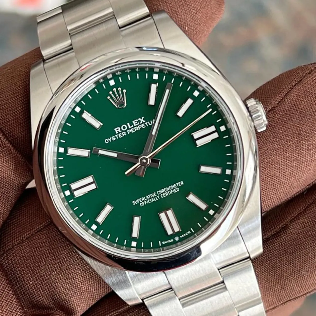 Rolex Oyster Perpetual 124300-0005 41mm Oystersteel Green