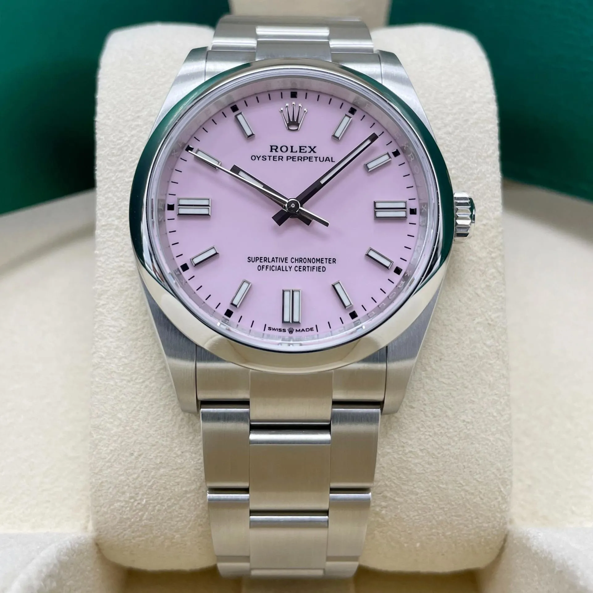 Rolex Oyster Perpetual 126000-0008 36mm Oystersteel Pink