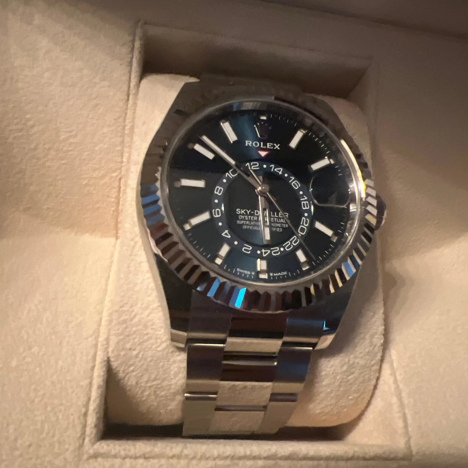 Rolex Sky-Dweller 336934-0005 42mm White gold and Oystersteel Blue