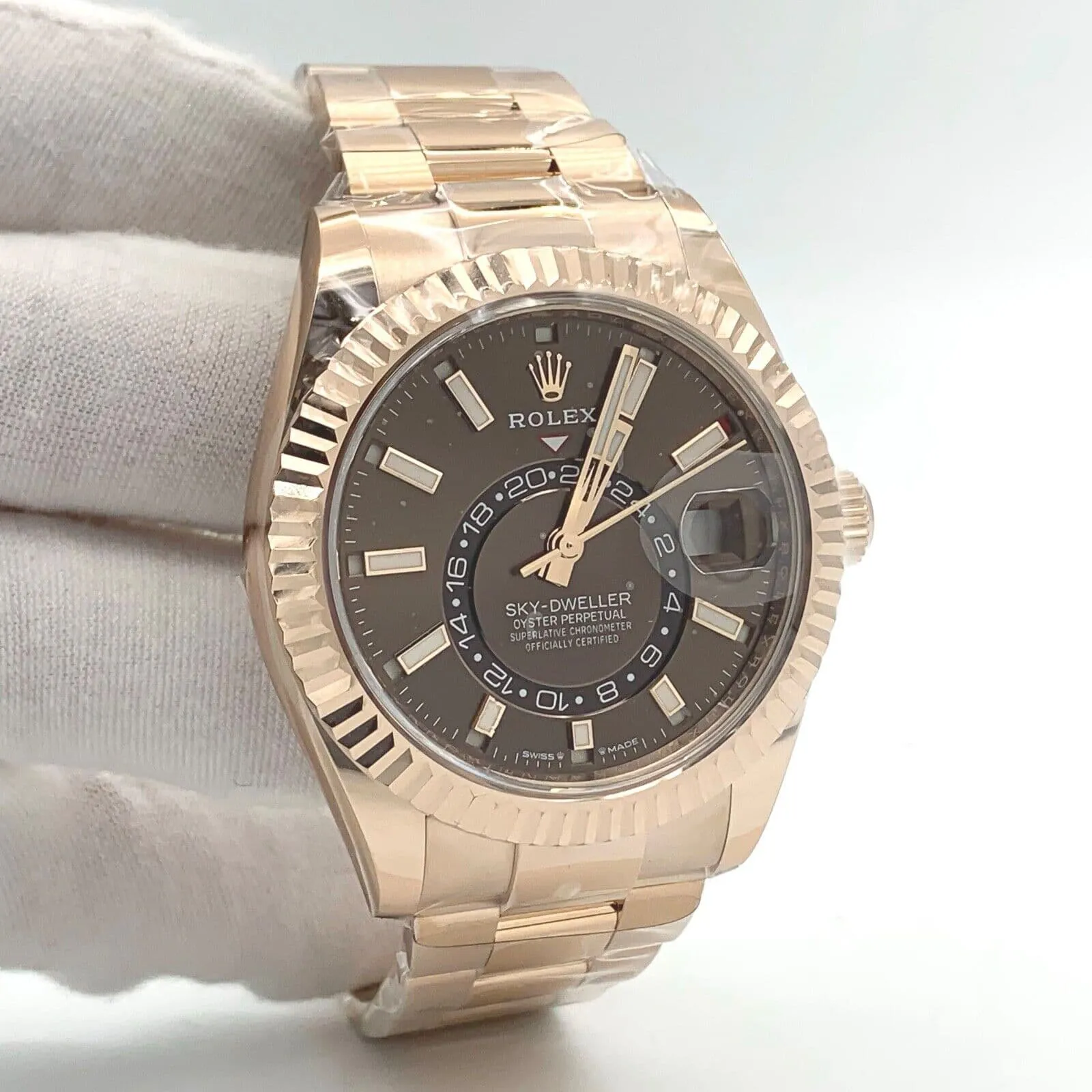 Rolex Sky-Dweller 336935-0002 42mm Everose gold Brown