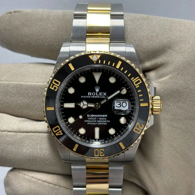 Rolex Submariner 126613LN-0002 41mm Yellow gold and Oystersteel Black