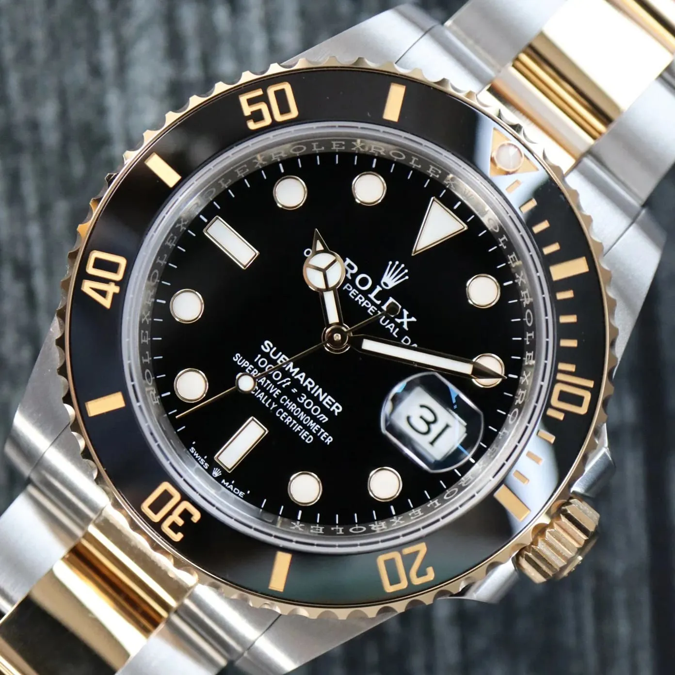 Rolex Submariner 126613LN-0002 41mm Yellow gold and Oystersteel Black