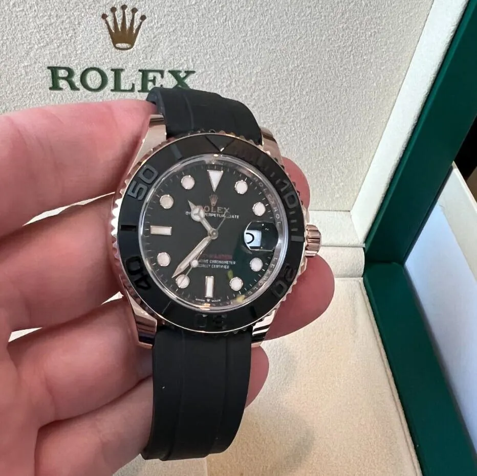 Rolex Yacht-Master 126655-0002 40mm Everose gold Black