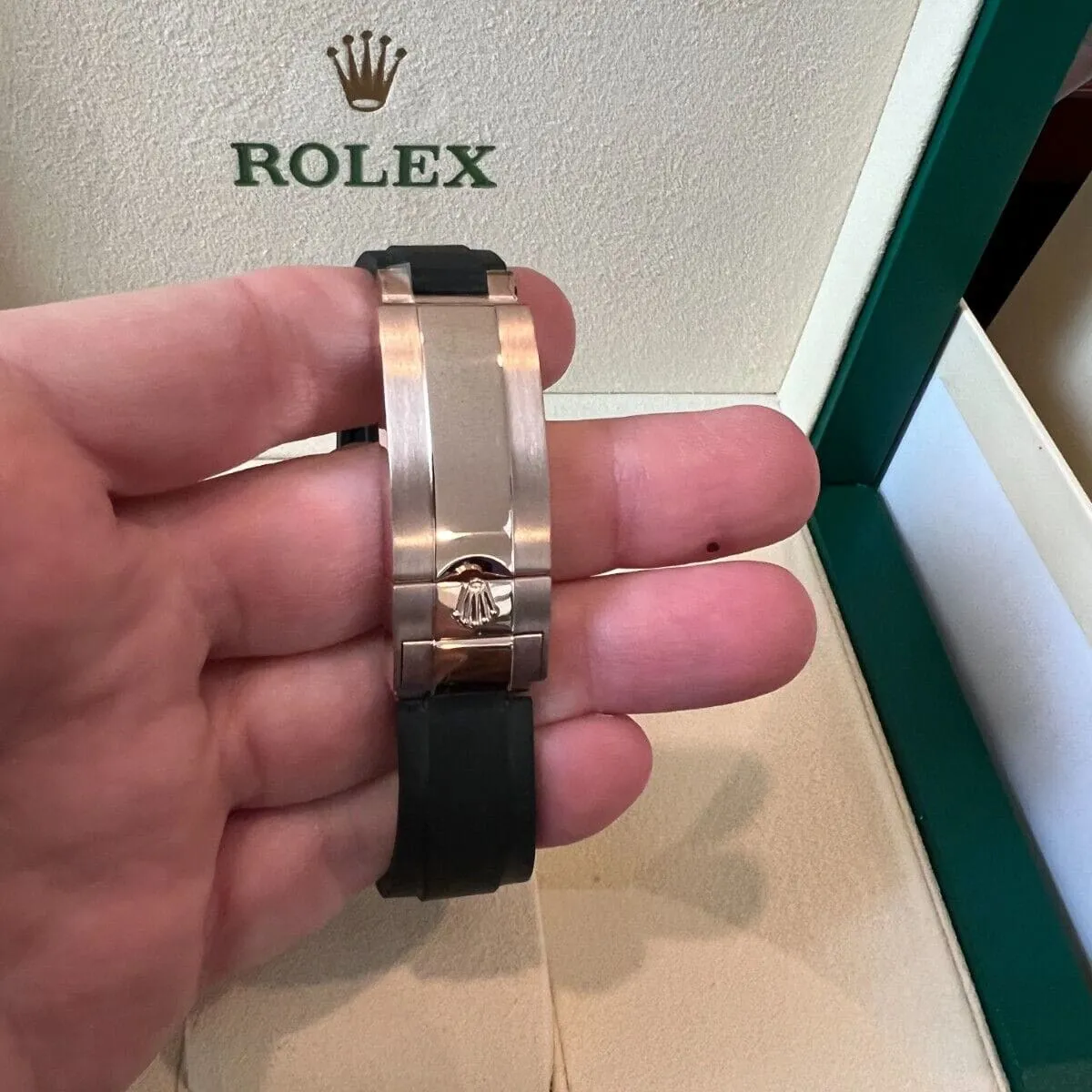 Rolex Yacht-Master 126655-0002 40mm Everose gold Black 3