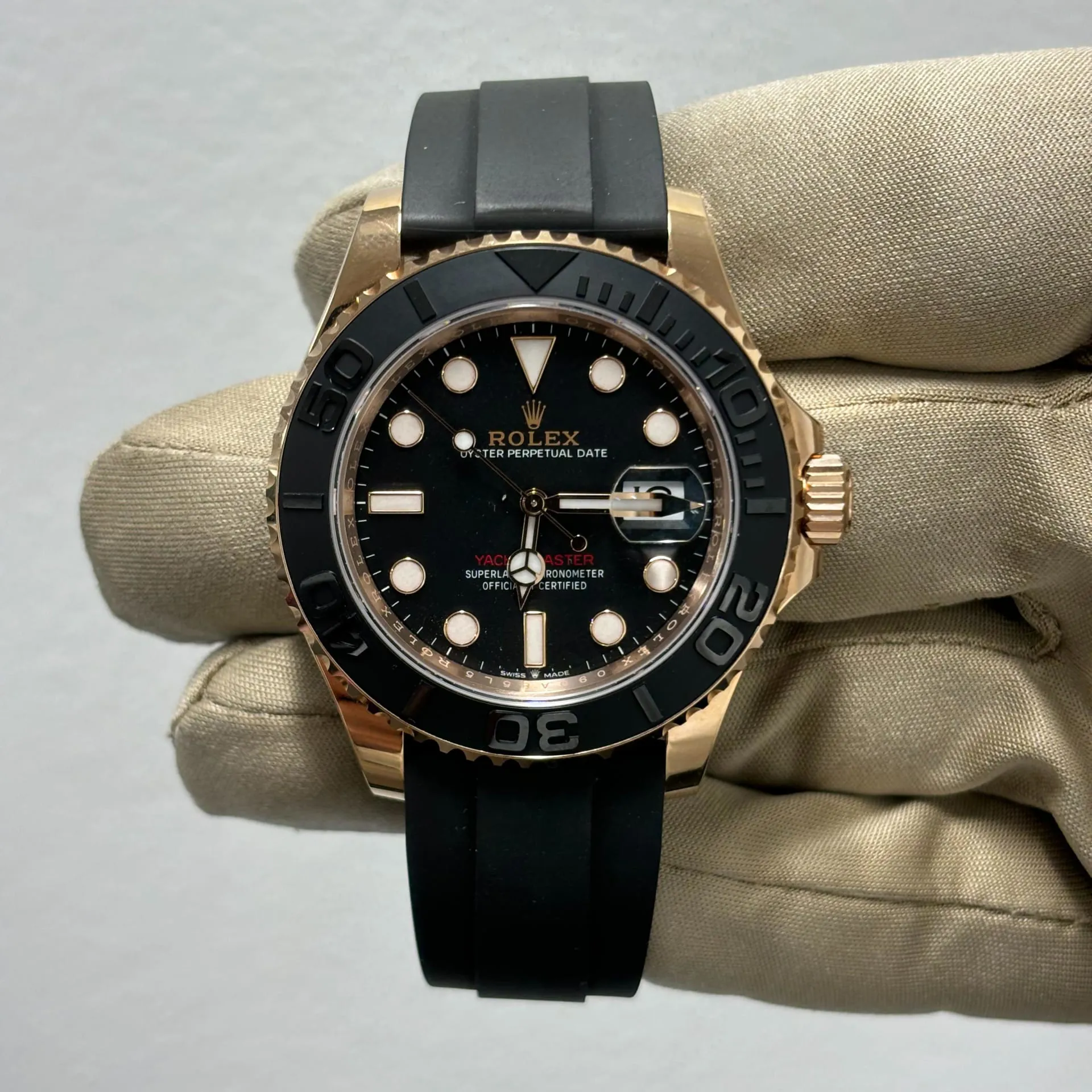 Rolex Yacht-Master 126655-0002 40mm Everose gold Black