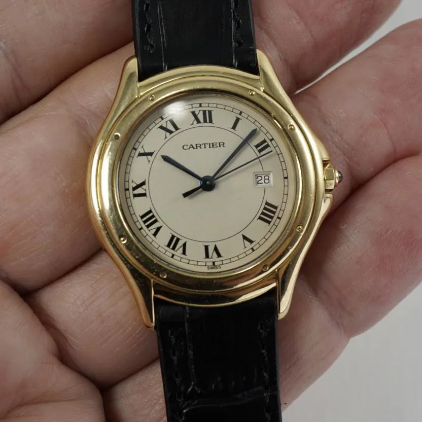 Cartier Cougar 887904 33mm Yellow gold White 2